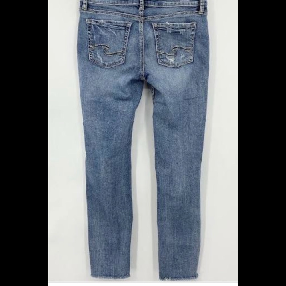 SILVER JEANS NWT Sz 26 Elyse Ankle Slim Jeans